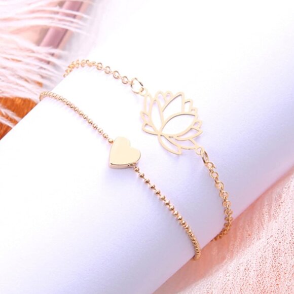 NWOT - Gold Tone Lotus and Heart Bracelet Set - Picture 1 of 5